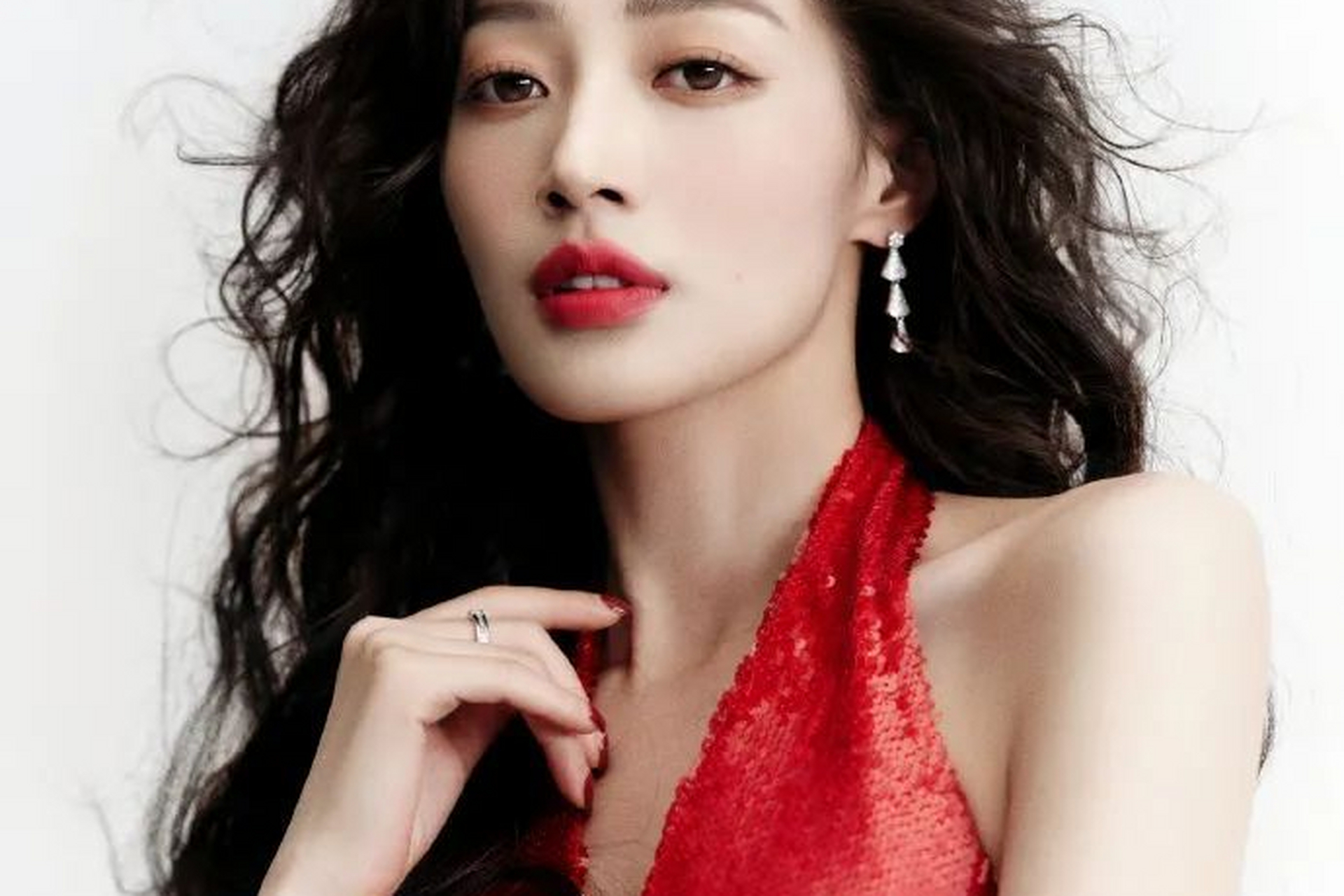 美女演员王秀竹发布最新写真,性感魅力爆棚97.