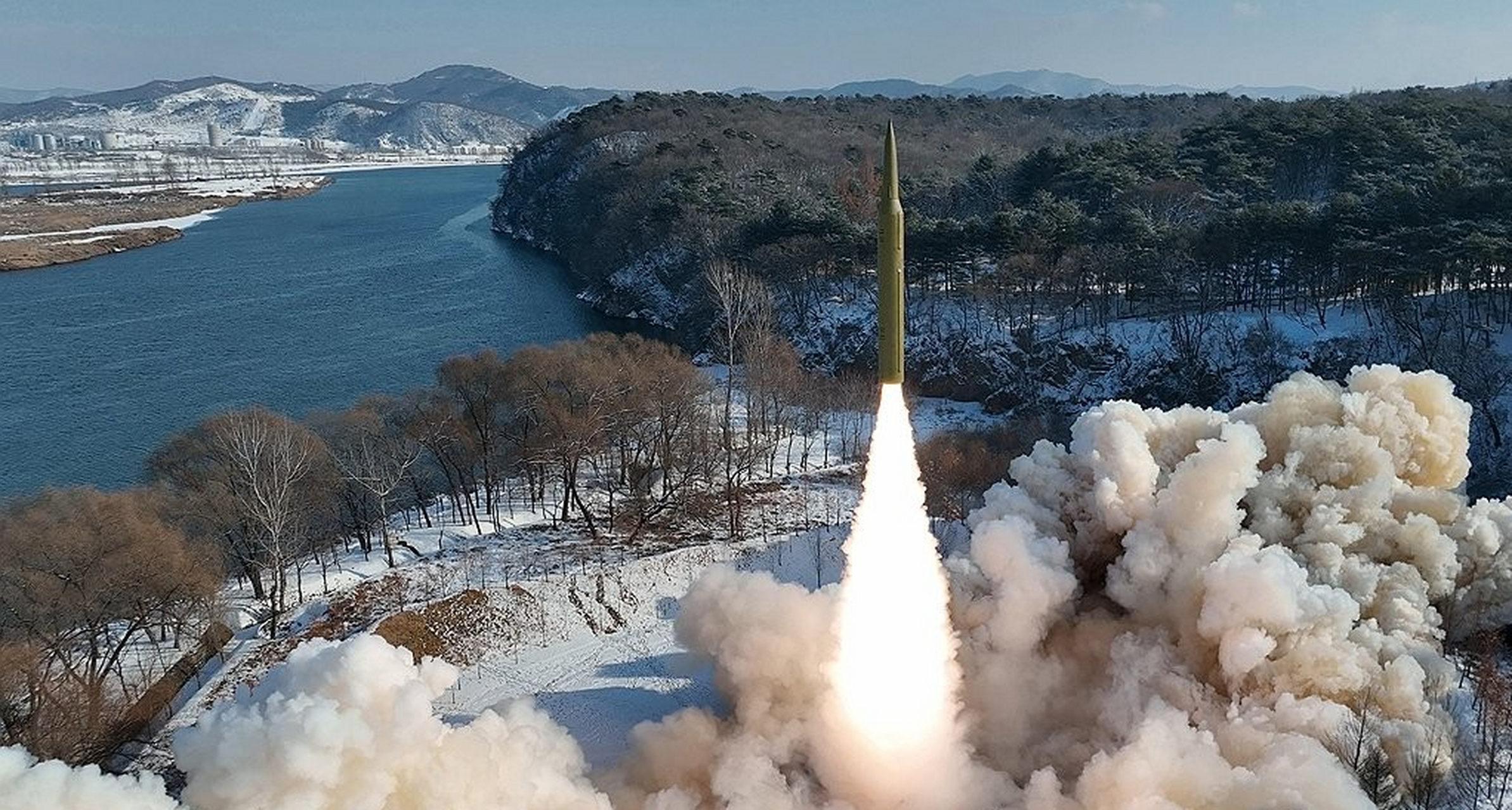 朝鲜于3月18日突然向日本海发射了一枚弹道导弹,这是朝鲜今年第二次