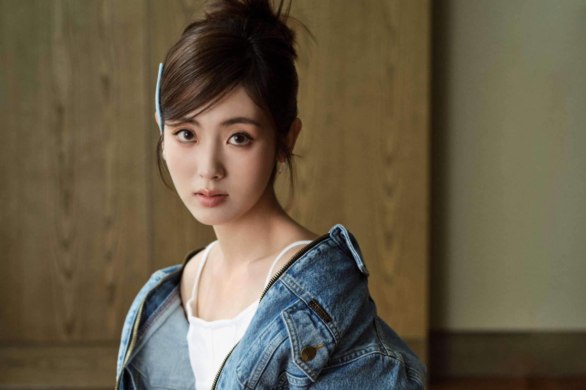 [原文:邢菲的春日序曲:复古牛仔.