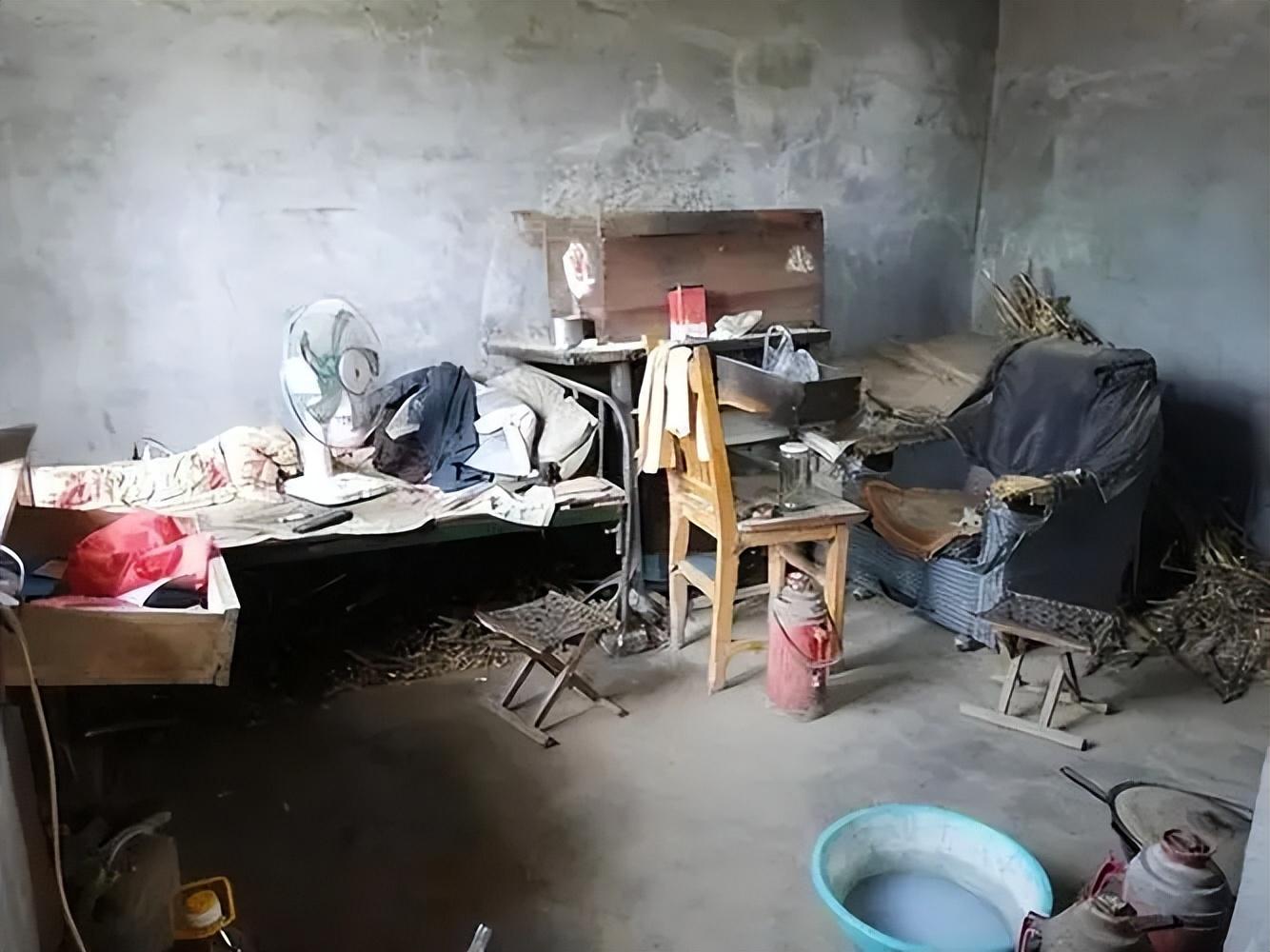 回顾张培祥两度辍学考上北大24岁病逝学校为其在八宝山办葬礼