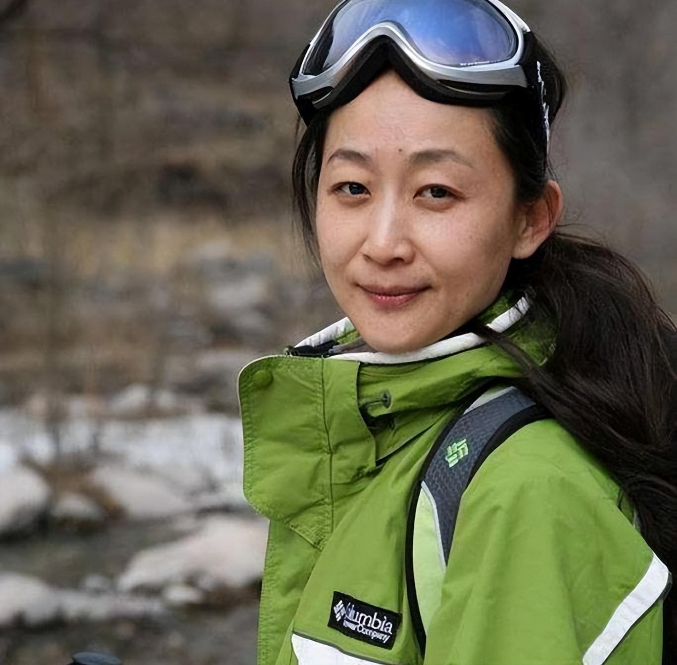 回顾演员陈瑾一辈子吃穿不愁为何与哥哥相约一生不结婚不生育