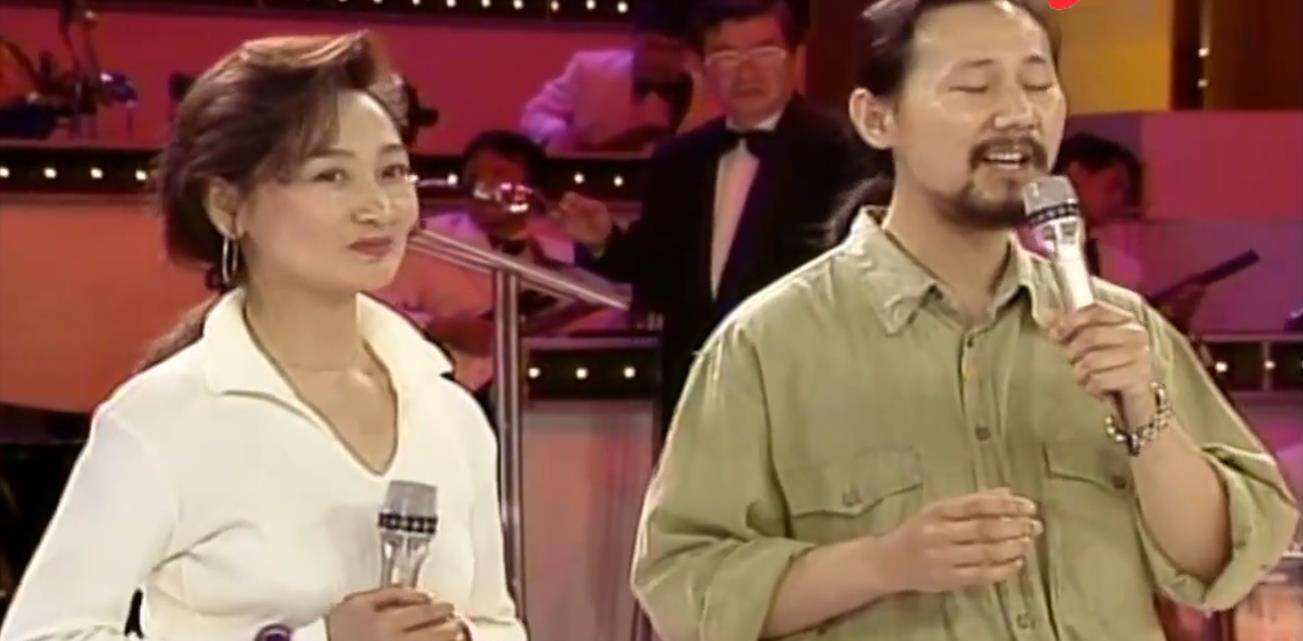 回顾腾格尔和哈斯高娃离婚他晚年丧女亲情有泪水她单身也幸福