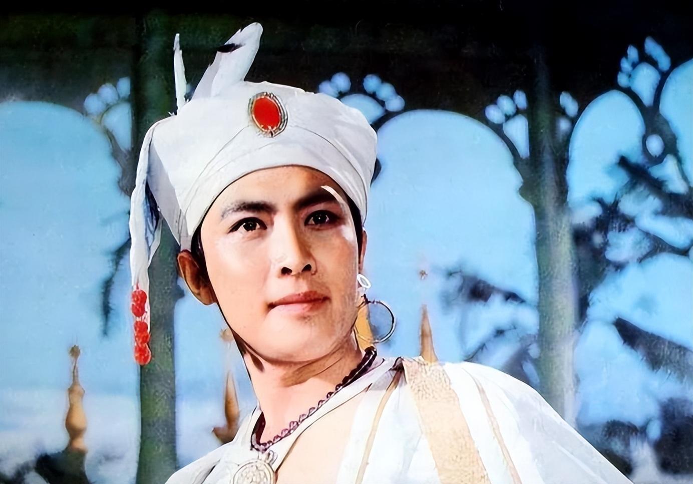 回顾一级演员唐国强妻子去世后转身娶小12岁女演员如今怎样了