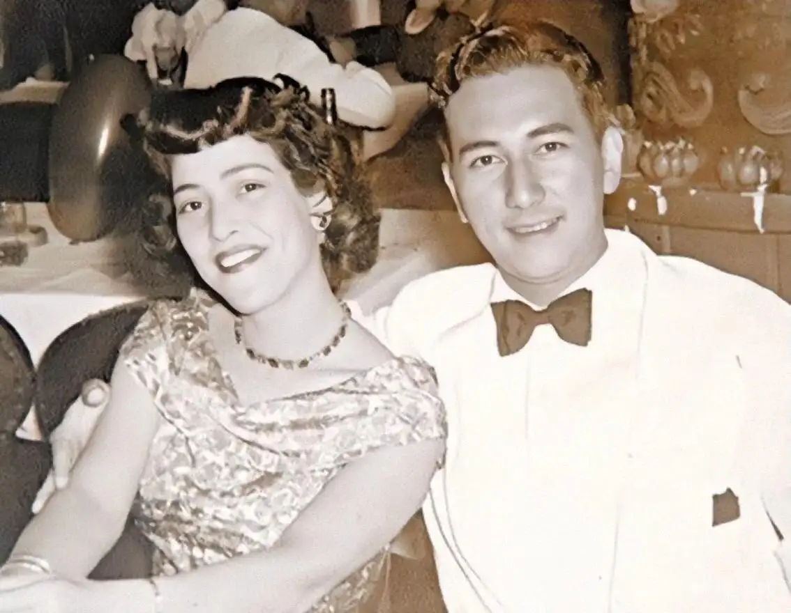 回顾赌王的四位太太有人天生绝美有人结局悲惨谁是最后赢家