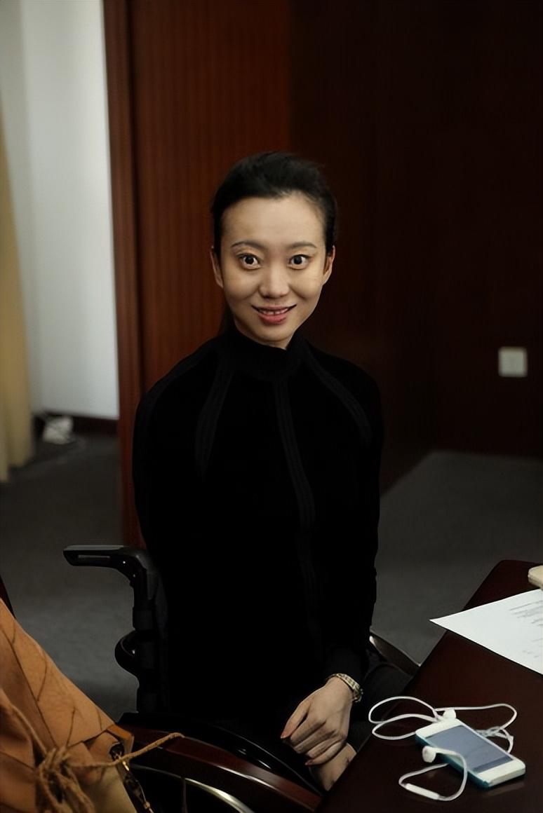 回顾轮椅舞者刘岩在奥运彩排中摔伤令张艺谋愧疚一生如今怎样