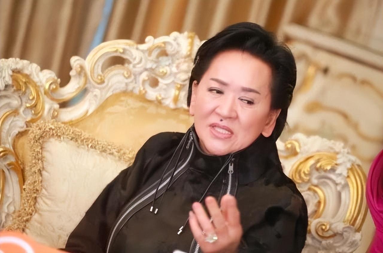 回顾洪金梅嫁豪门后42亿遗产只得1元儿女们的报复让她有口难言