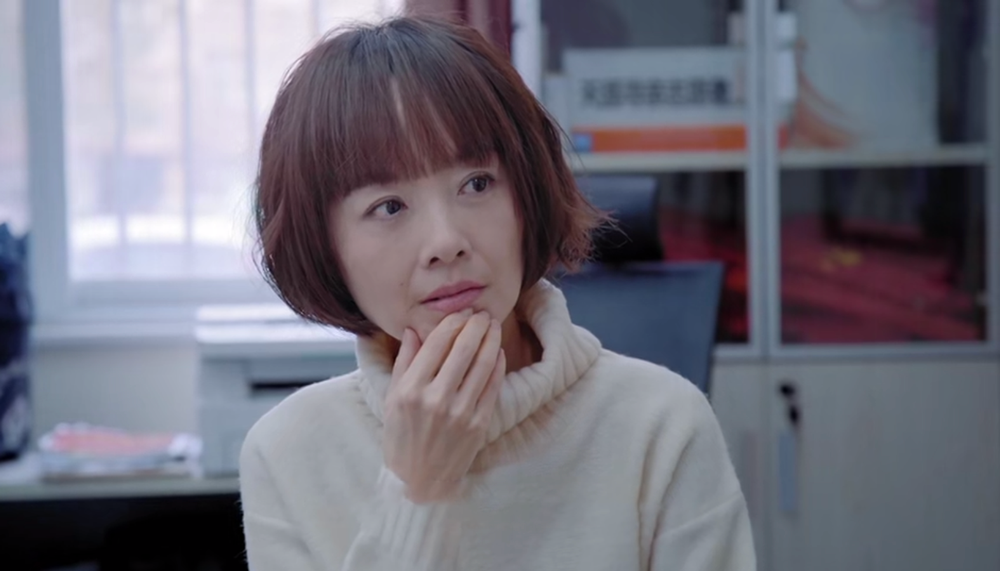 回顾陈鲁豫有过两段失败的婚姻曾凤凰卫视一姐风光背后有泪水