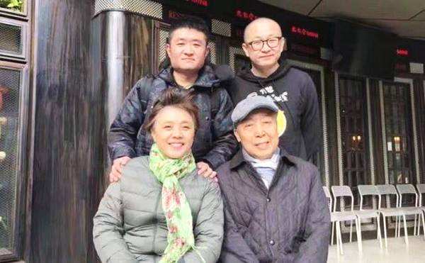 回顾丈夫师胜杰因癌去世后遗孀宋艳的坚守和痴情让人泪目