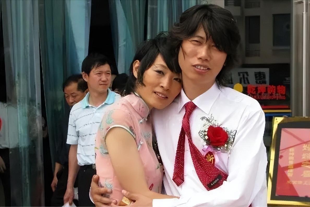 回顾陈琳新婚百天从高楼跃下2个前夫来抢遗产母亲肝肠寸断