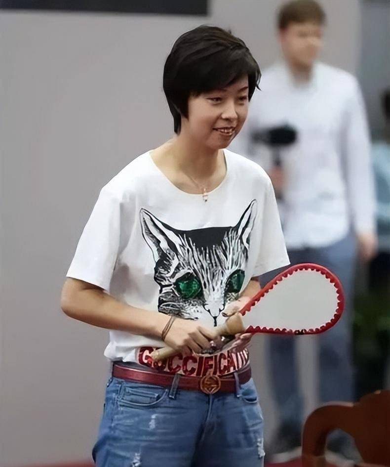 回顾张怡宁母亲王凤英:陪女儿走过乒乓风雨岁月,她的婚姻我放心