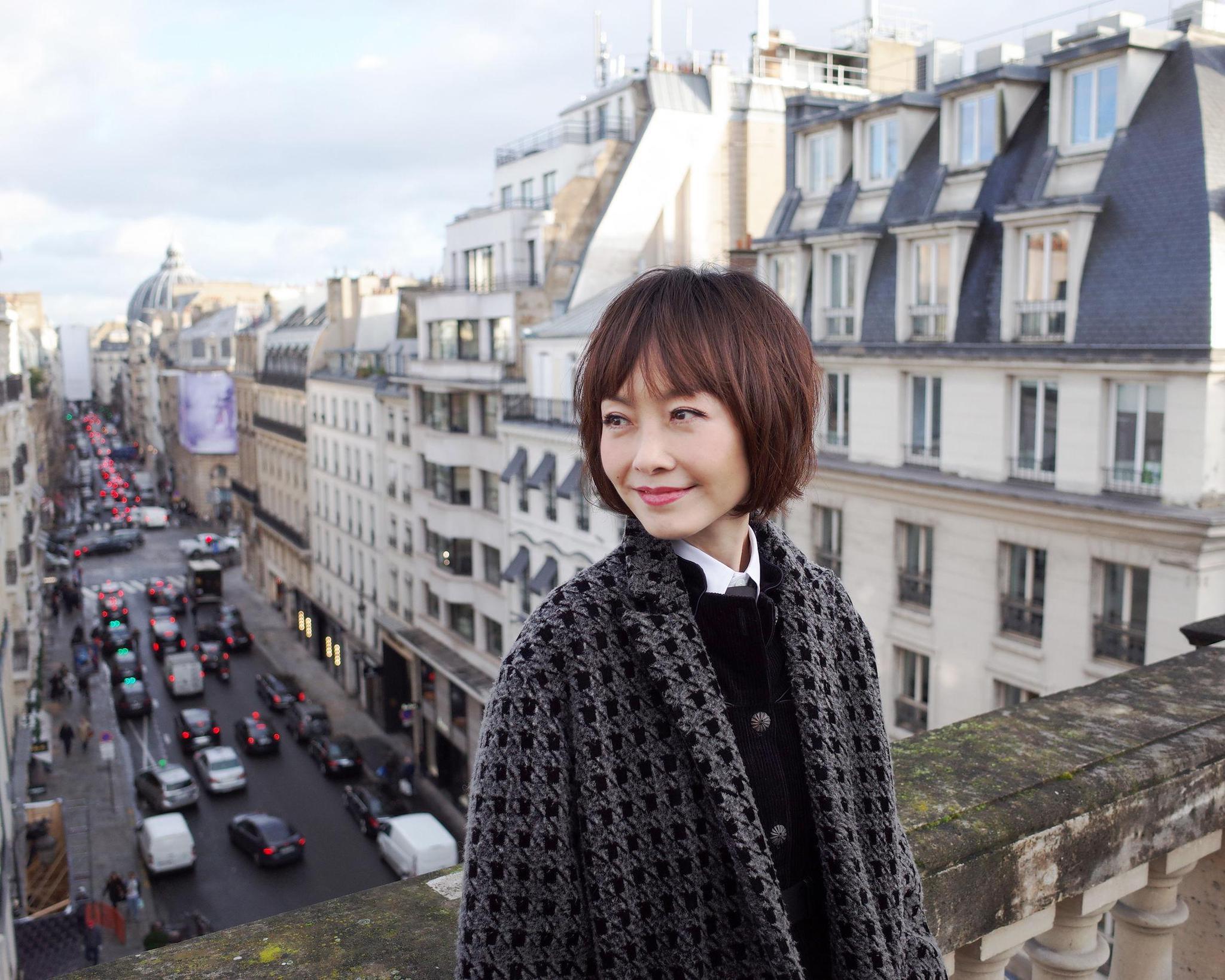 回顾陈鲁豫有过两段失败的婚姻曾凤凰卫视一姐风光背后有泪水