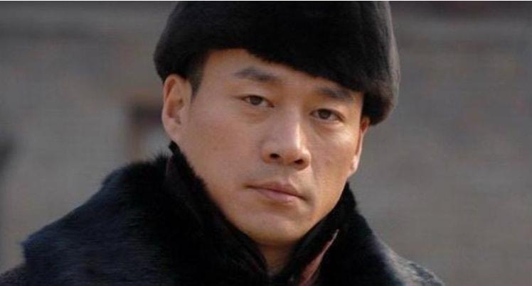 回顾丁海峰妻子陪我走红我陪妻子抗癌对妻子依旧疼爱