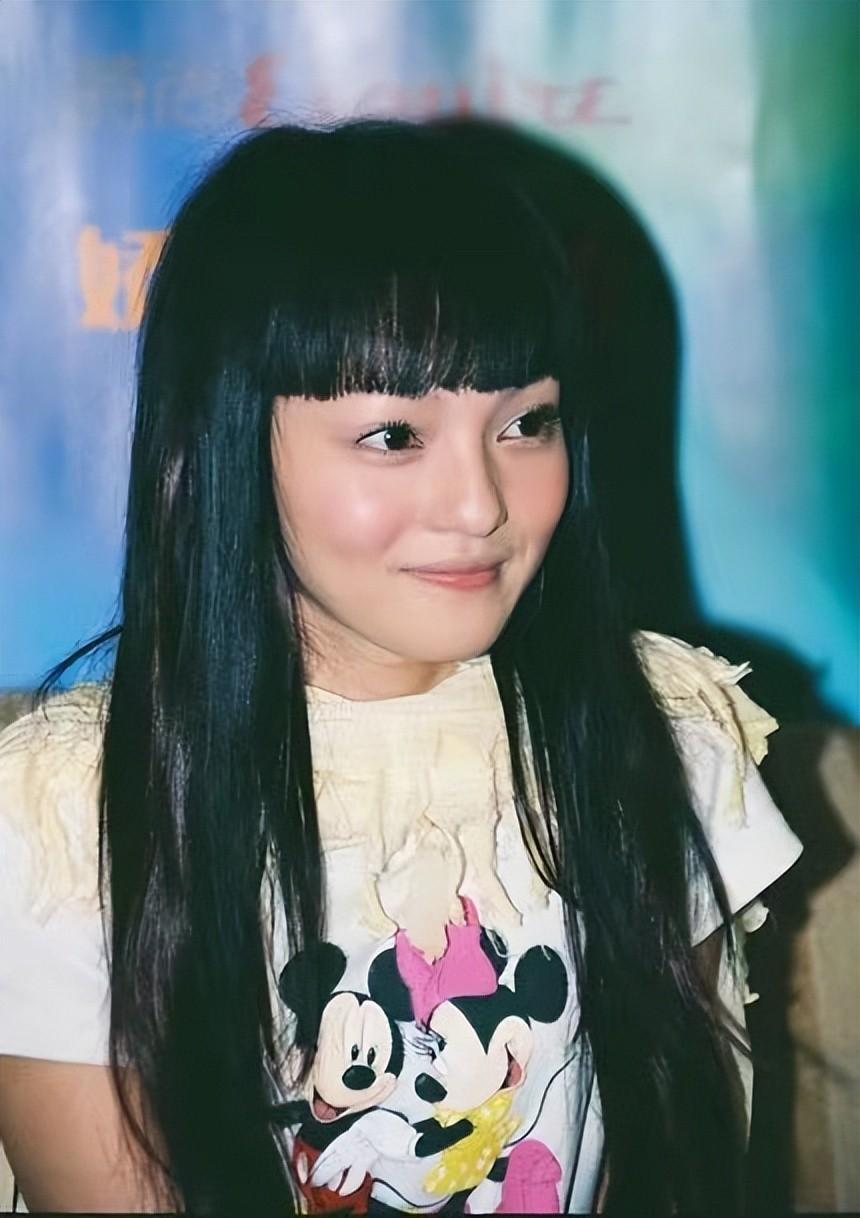 回顾张韶涵下辈子我不当明星也不要爹娘只想一个人快乐生活