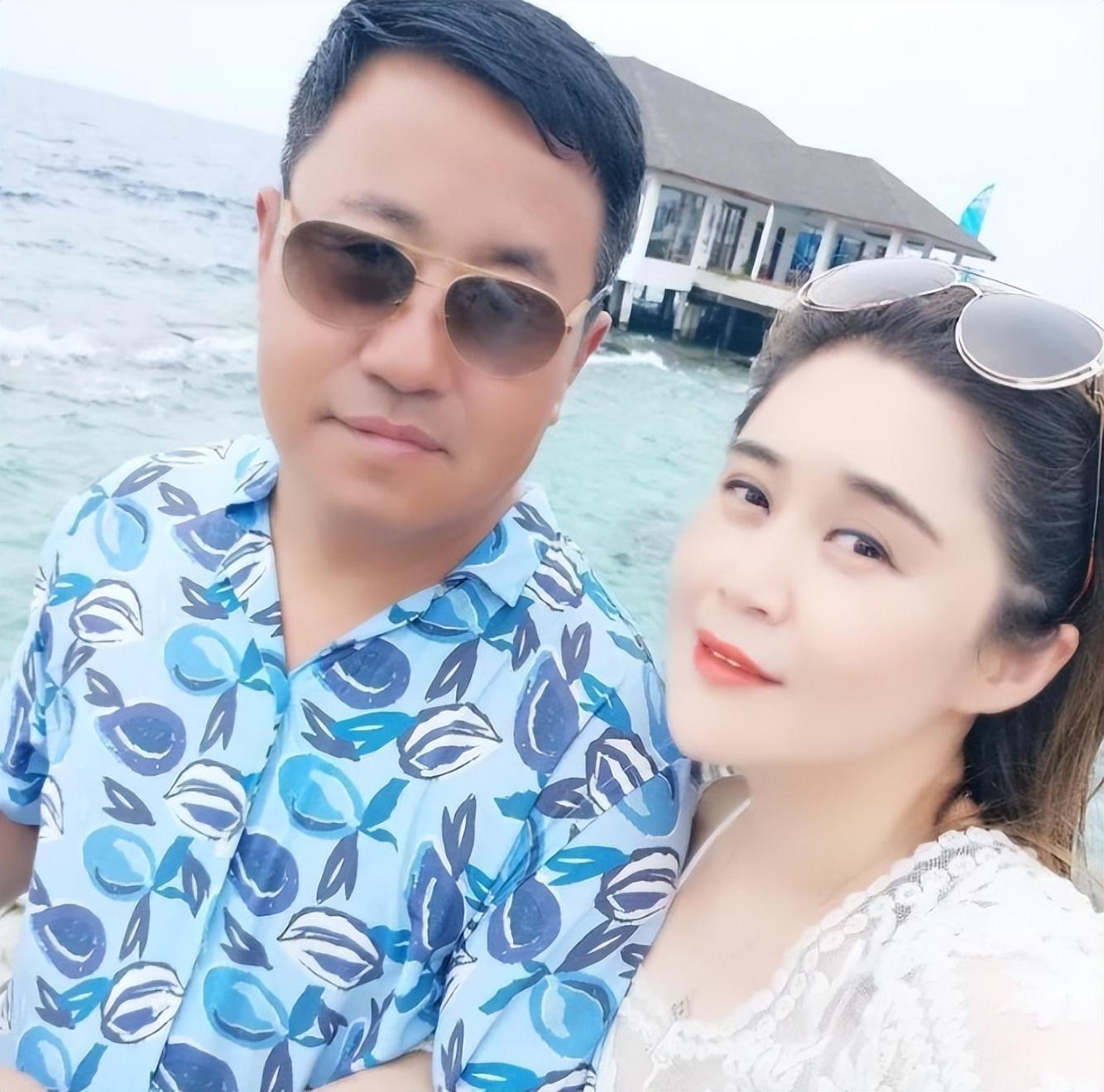 回顾王小宝:与前妻离婚,娶小19岁的吴琼,今57岁一儿一女乐开怀