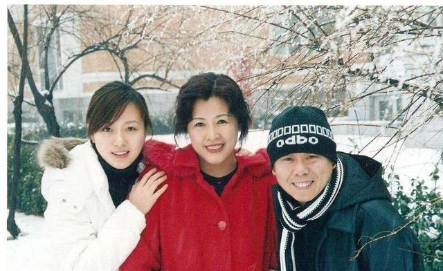 这位在潘长江背后默默付出,默默支持的老婆杨云,又要怎样的故事呢?