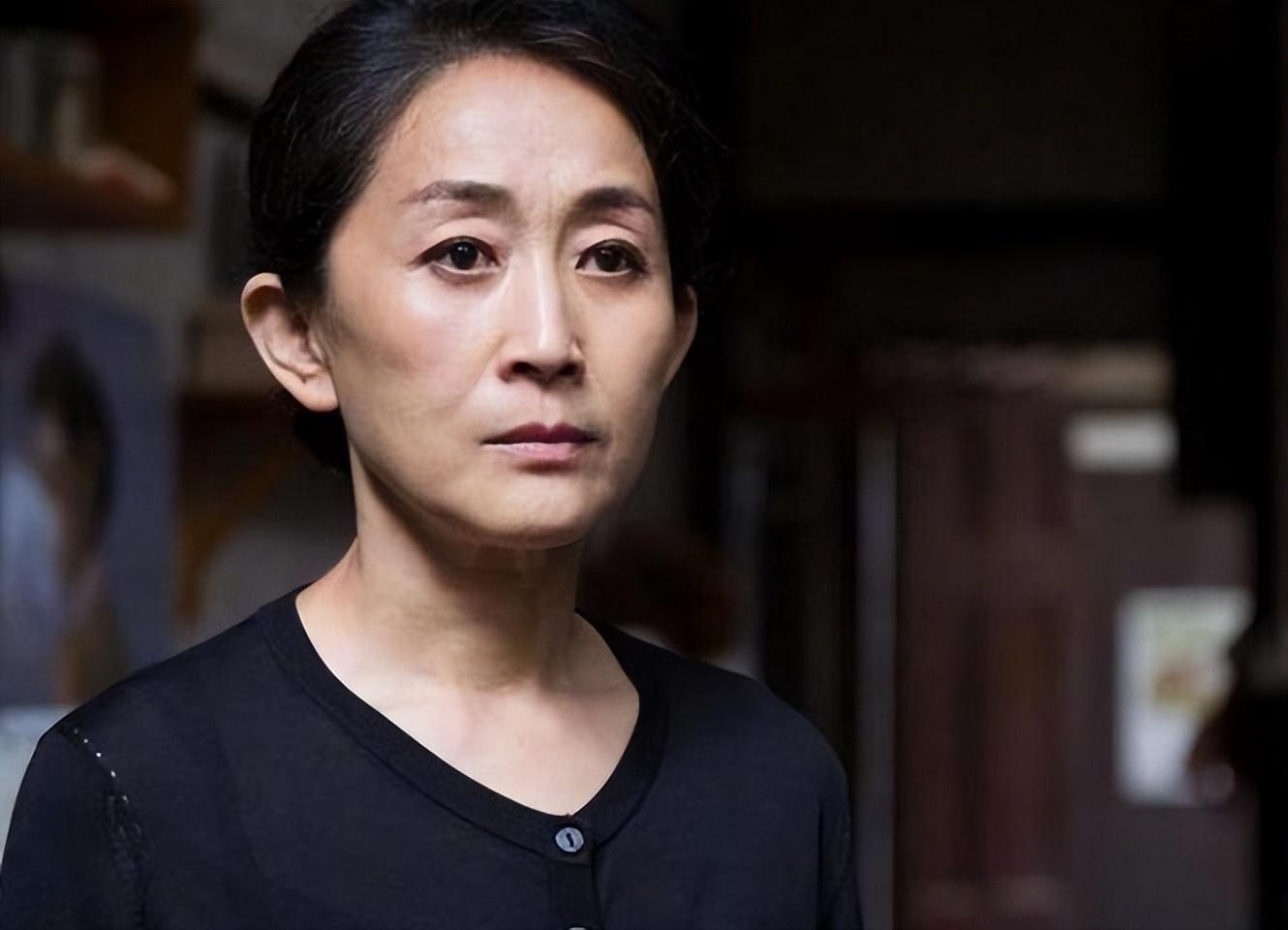 回顾演员陈瑾一辈子吃穿不愁为何与哥哥相约一生不结婚不生育