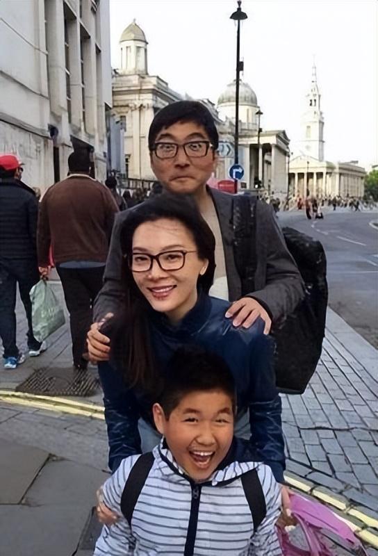 回顾陈数34岁嫁给二婚的赵胤胤一生未生育继子就是我亲儿子