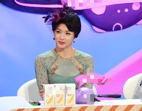 身为大明星的母亲,韩颖并没有高人一等的想法.