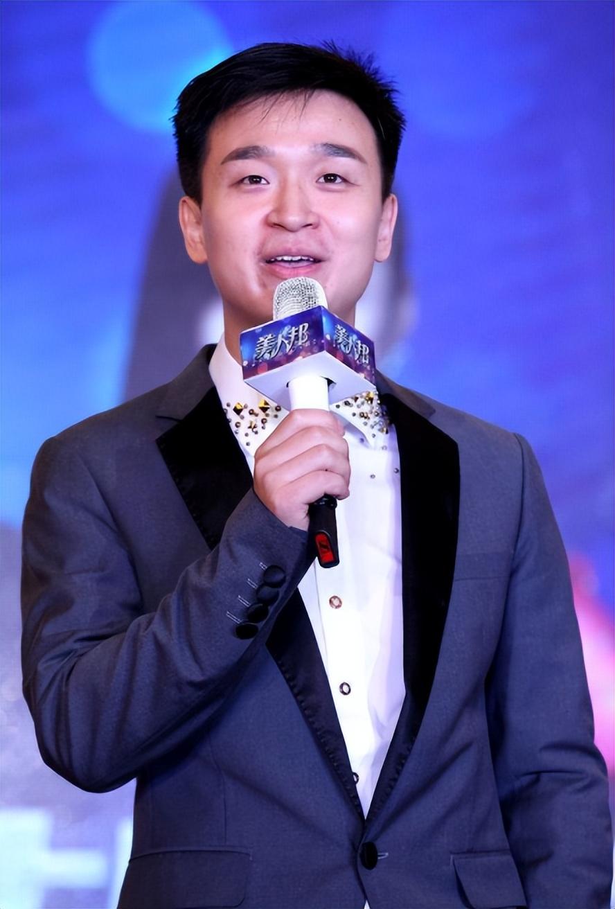 回顾央视著名主持人舒冬:每次节目流泪都是真诚的,儿子已5岁了