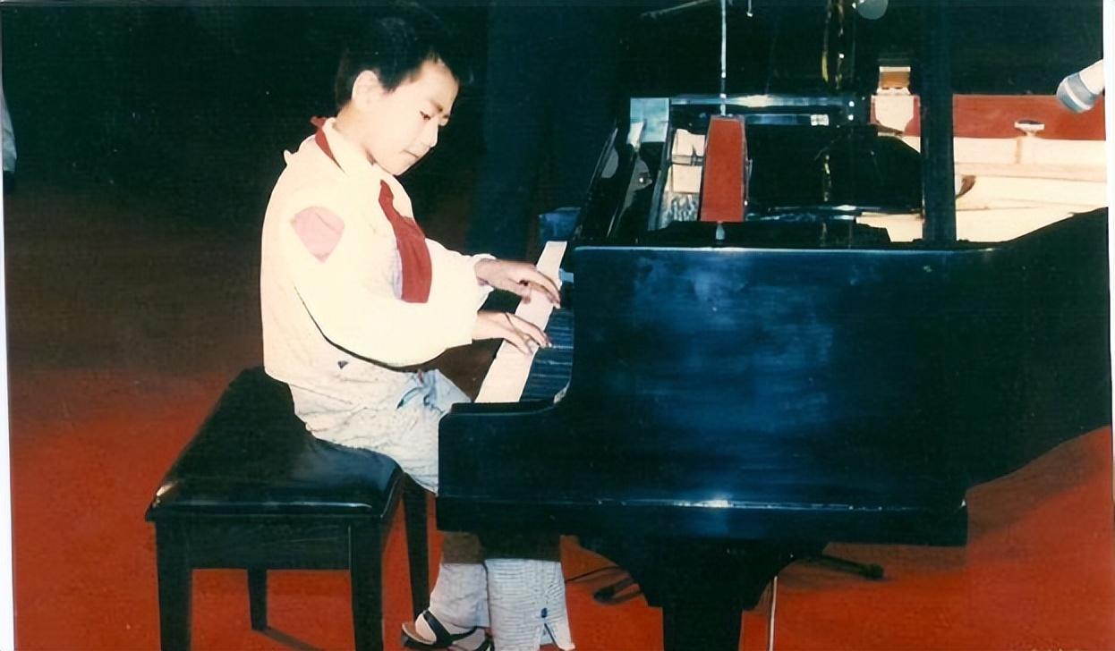 回顾郎国任只有皇室公主才配上我儿子郎朗家的门到底有多难进