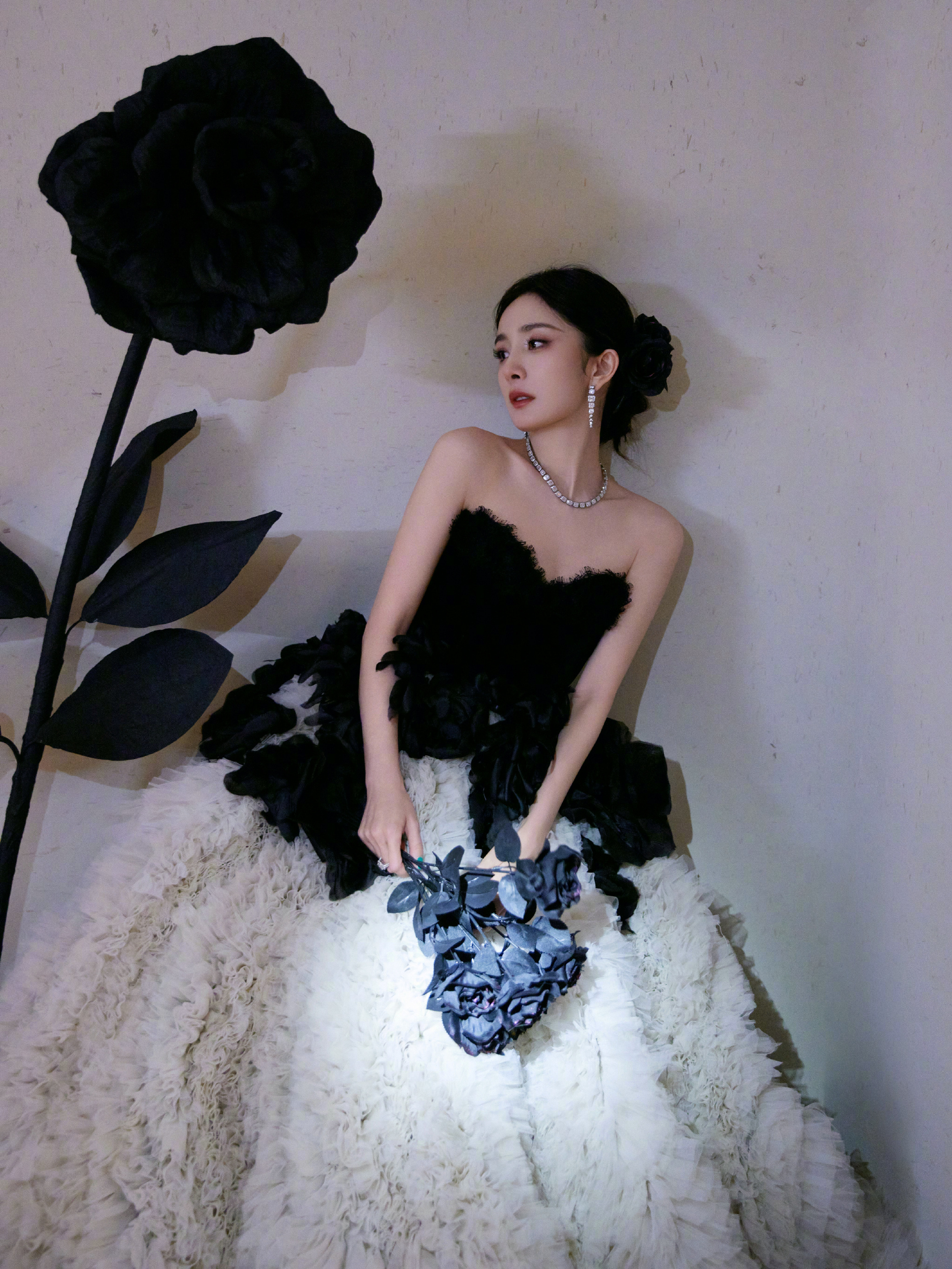 杨幂红毯造型精选,美丽迷人 .@老周的小书房的动态