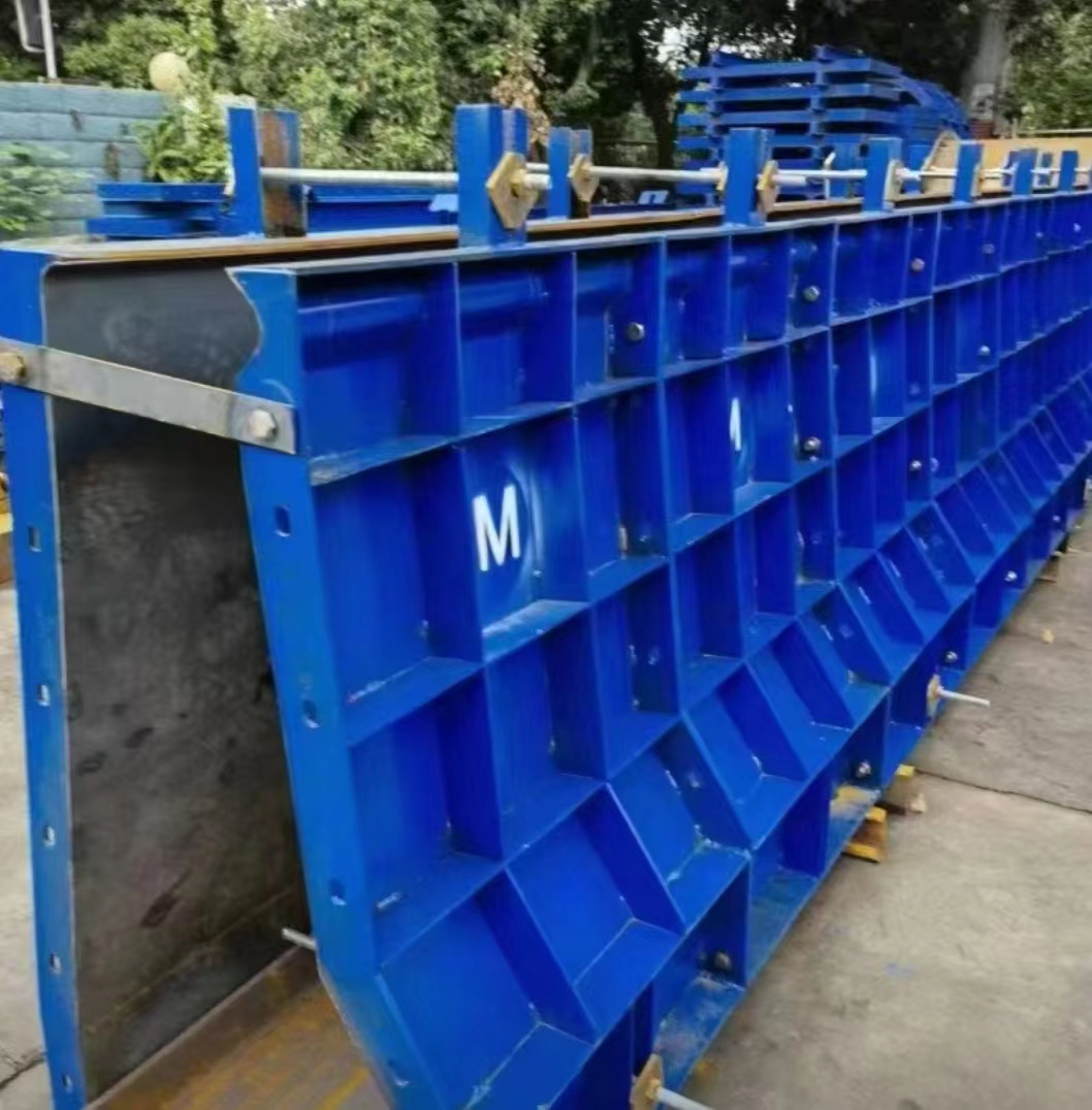 桥梁防撞护栏钢模板厂家