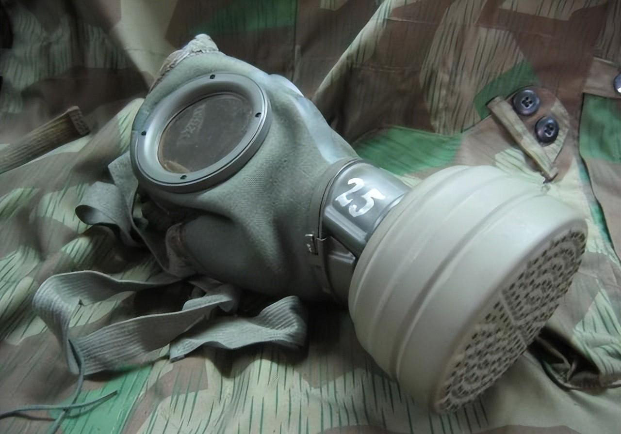 罕见珍品!二战德军第一版m38防毒面具
