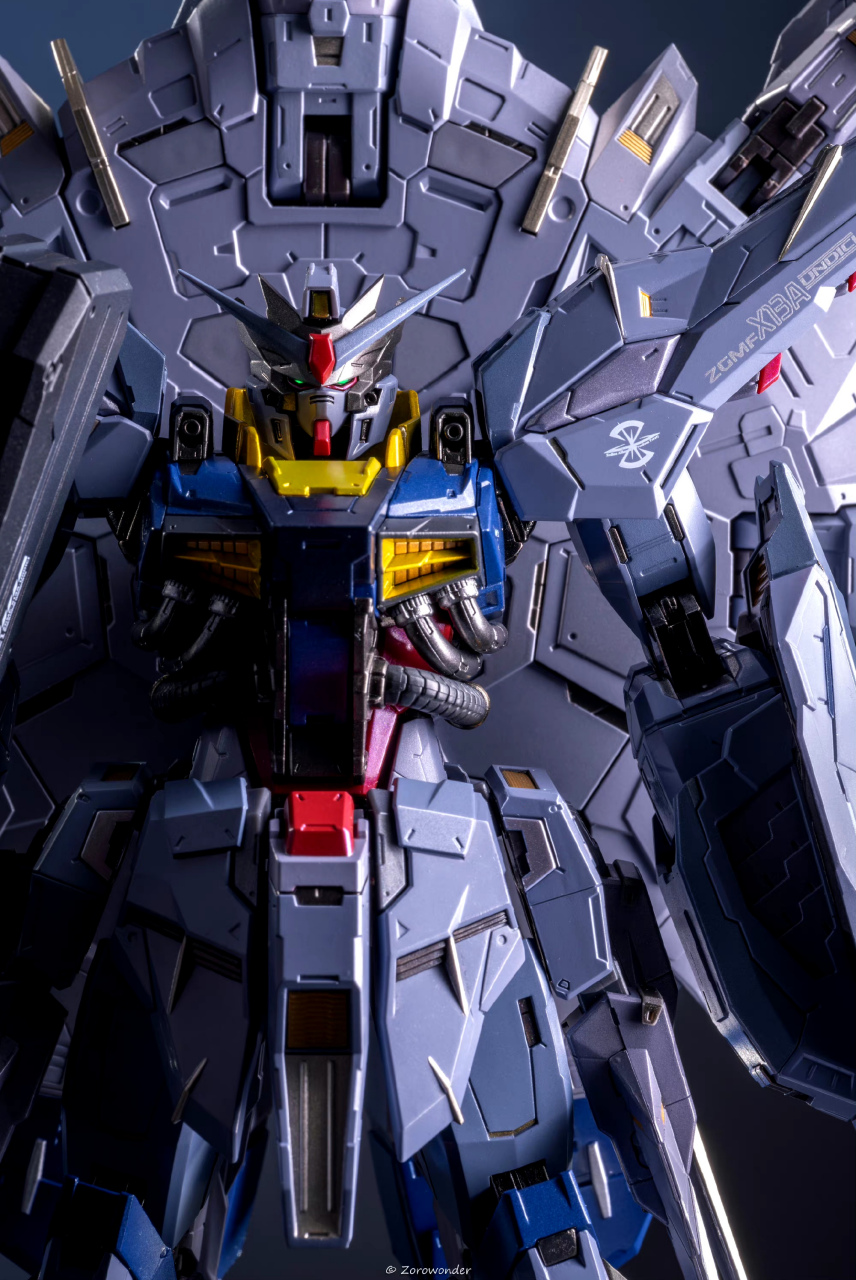 模型欣赏:机动战士高达seed metal build 神意高达,该机是扎夫特研制