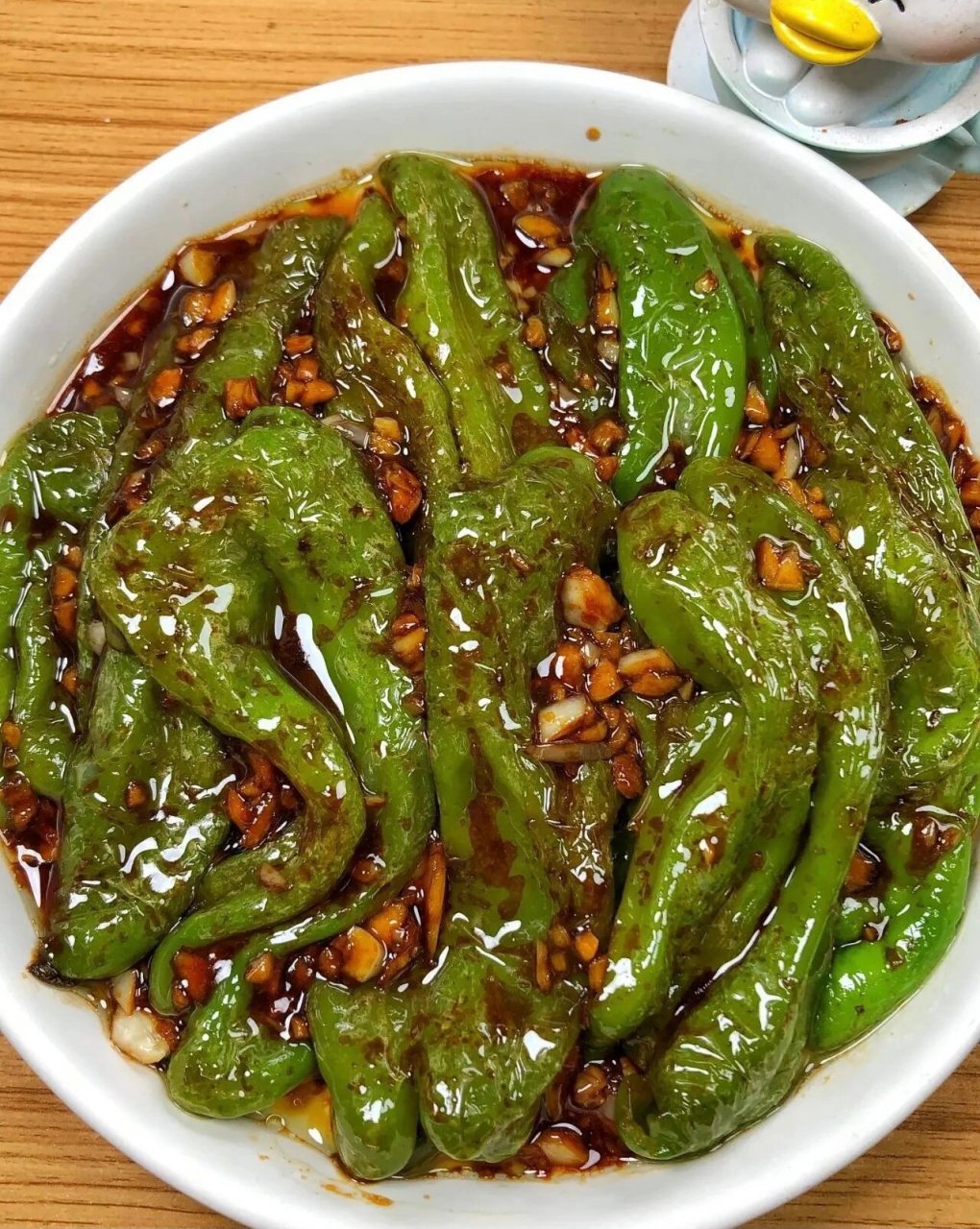 下饭菜不知道做什么好,不妨试试这道菜—虎皮青椒,今天我就是要与大家