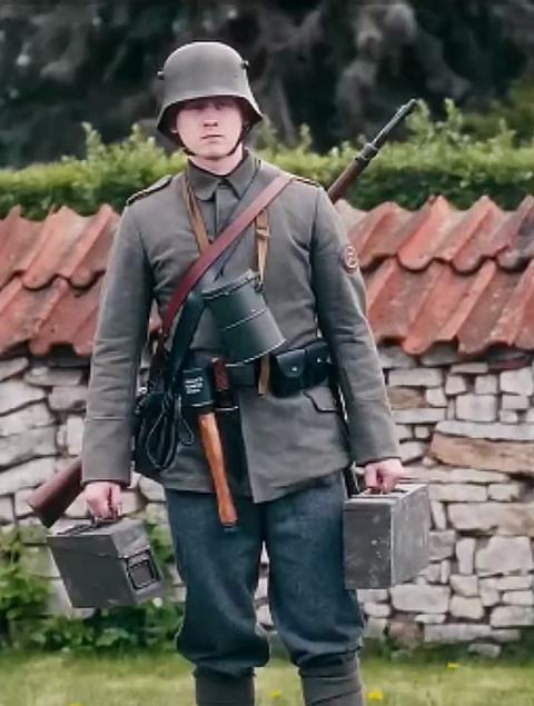 一战德军重机枪手单兵装备,和其它士兵还真不一样