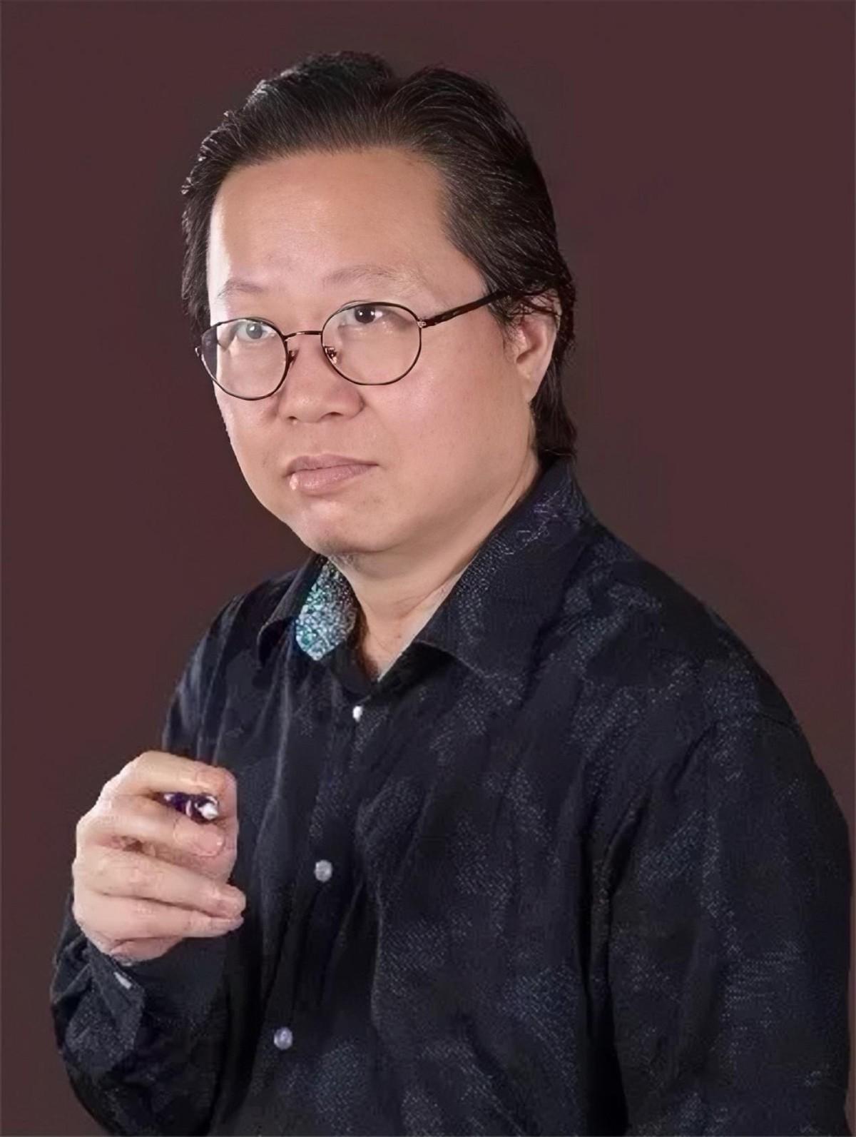 回顾陈小奇当过6年车床工人娶平凡妻子恩爱41年今幸福美满