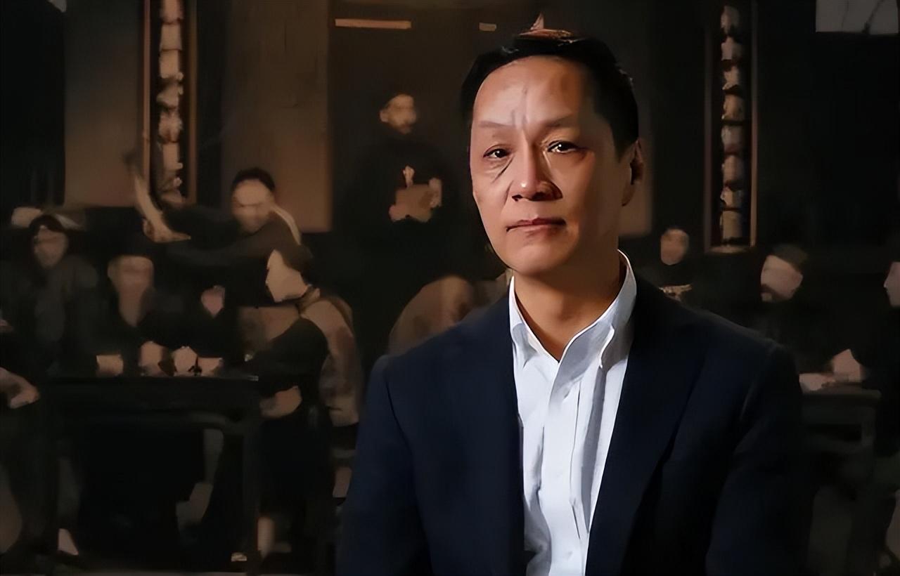 回顾演员冯远征:娶二婚梁丹妮相携到白头,60岁无儿无女亦无悔