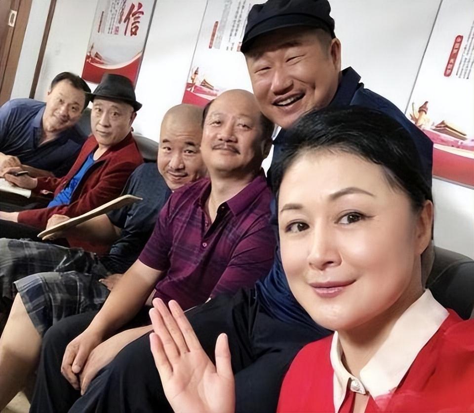 回顾于月仙离世后丈夫张学松放弃继承遗产他的一句话令人心疼