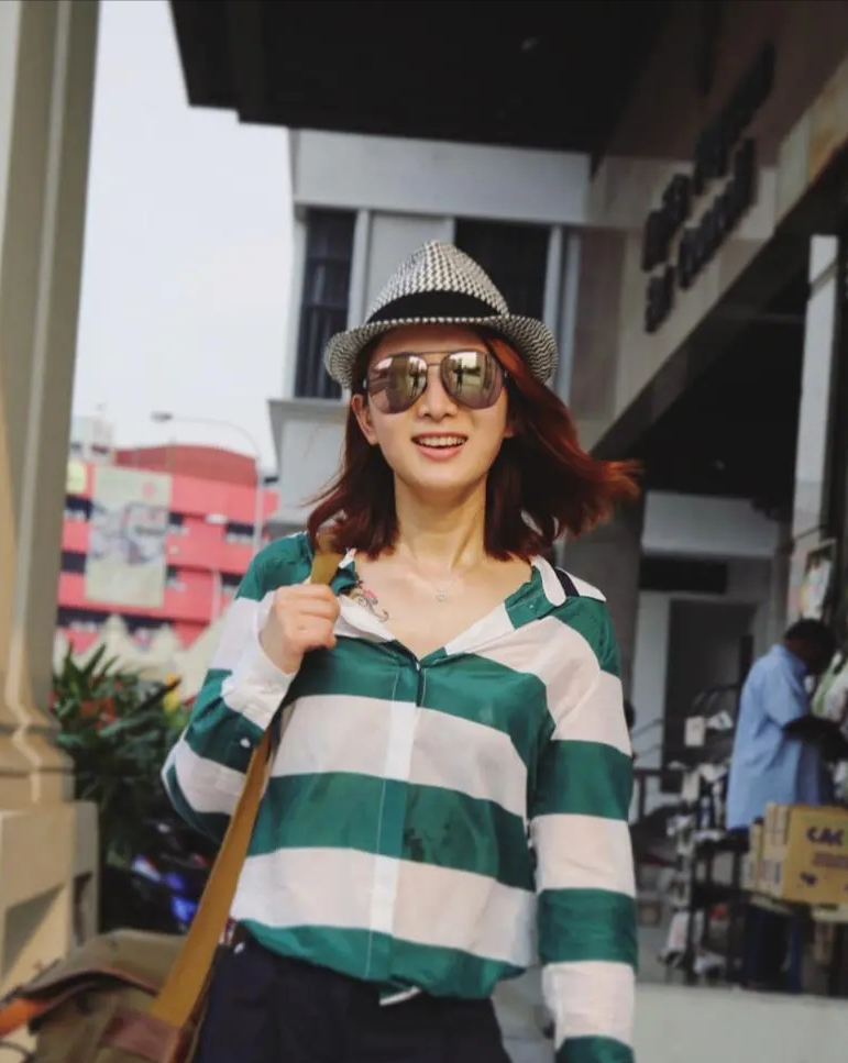 回顾陈赫二婚娶大1岁张子萱婚后连生二胎如今一家四口其乐融融