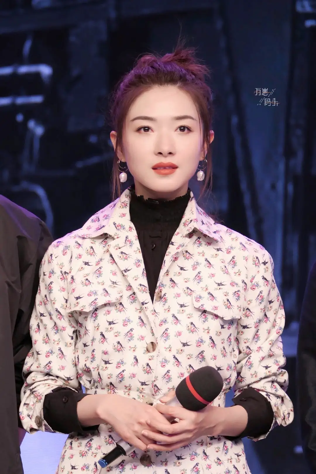 回顾演员万茜从坚定不婚不育到爱家宠女狂魔她经历了什么