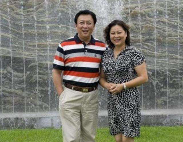 回顾唐国强之女唐莉早逝的母亲我再婚的父亲读懂亲情后泪满流