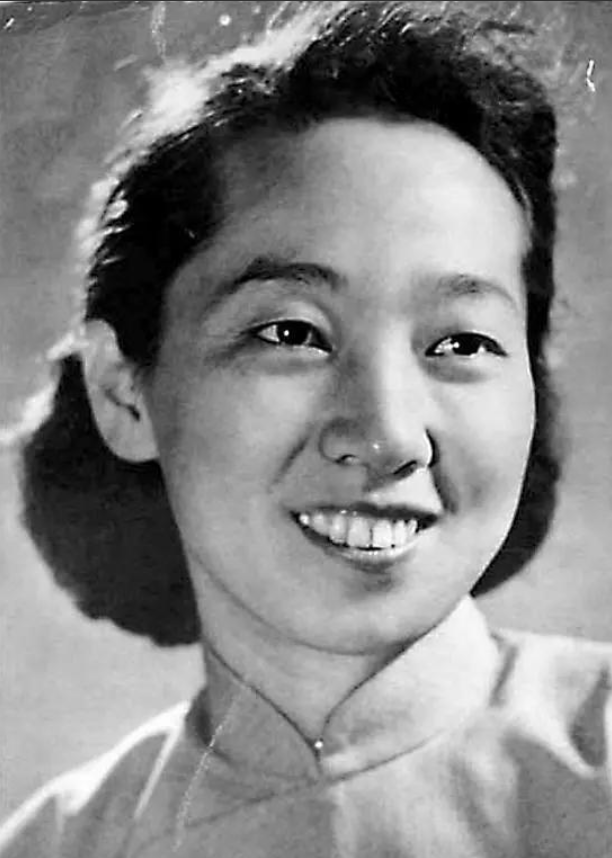 回顾永远的江姐于蓝19岁嫁给田方丈夫63岁去世仅留200元