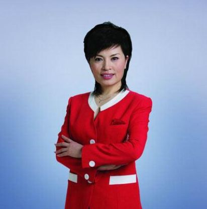 回顾著名主持人李瑞英与丈夫青梅竹马恩爱30年生活平淡也幸福