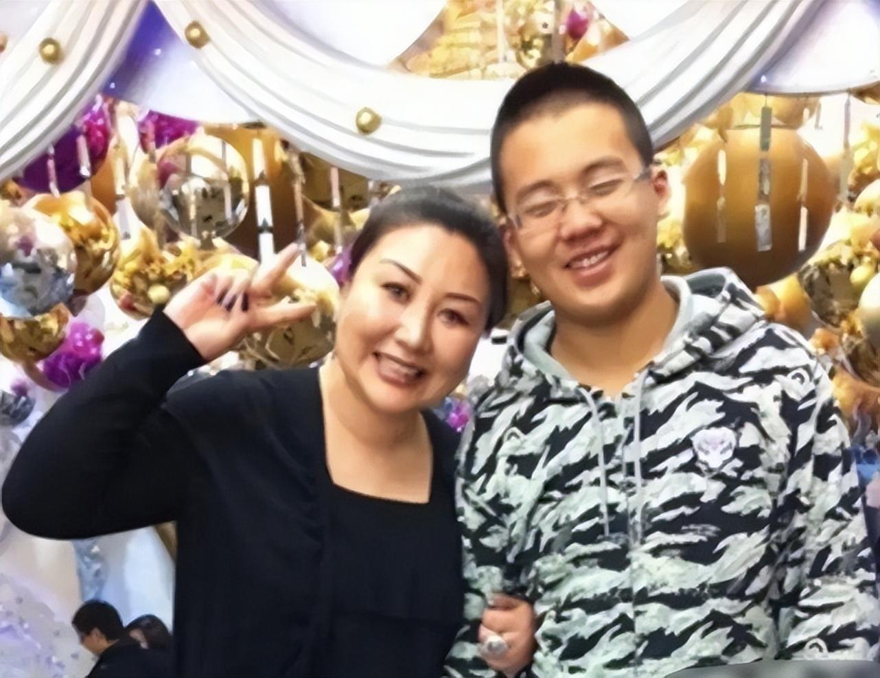 回顾王惠与郭德纲结婚后做模范继母亲儿子却让她生纠结