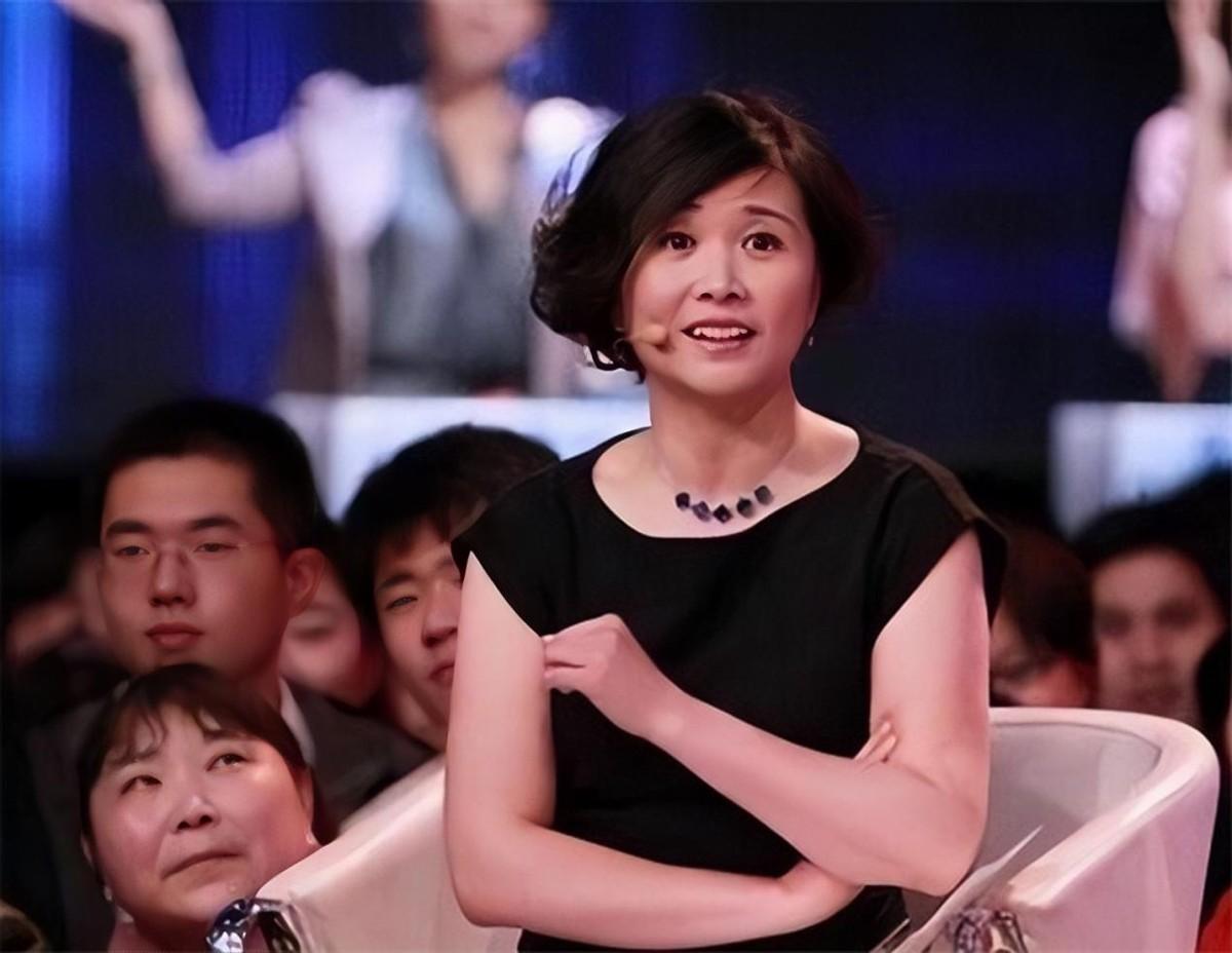 回顾非诚勿扰黄菡倒追嫁同学恩爱32年零绯闻今成人生赢家