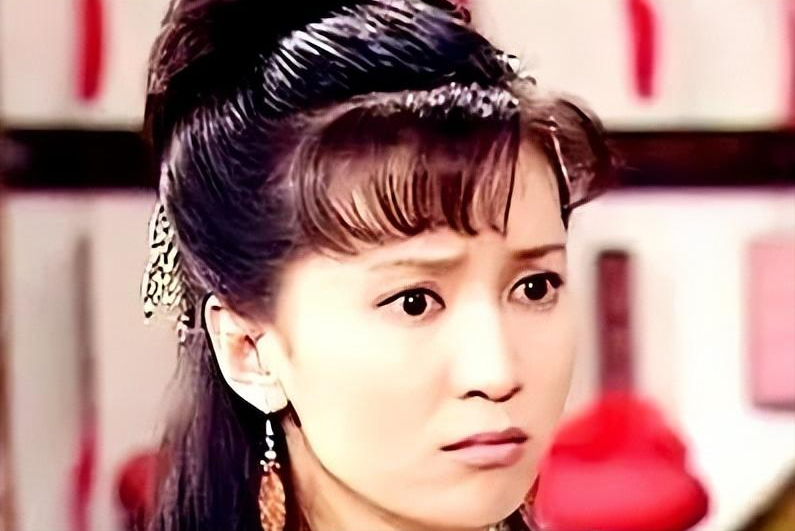 将这些年共组的所有积蓄都拿了出来,这一刻她非常庆幸当初去北京工作