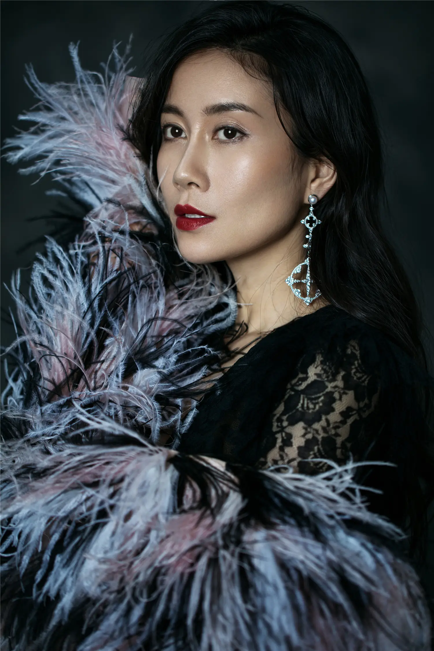 回顾演员温峥嵘长得漂亮戏也好为人低调不张扬追求平淡生活