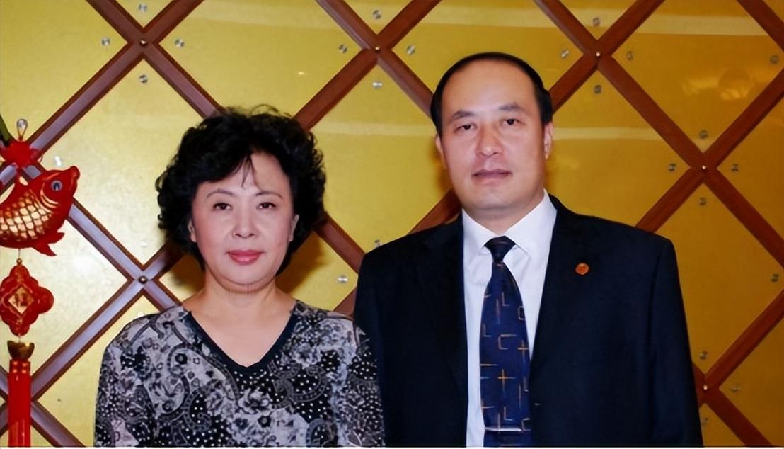 回顾80年代央视主持人,晚年患上精神疾病,如今70岁的她怎么样了