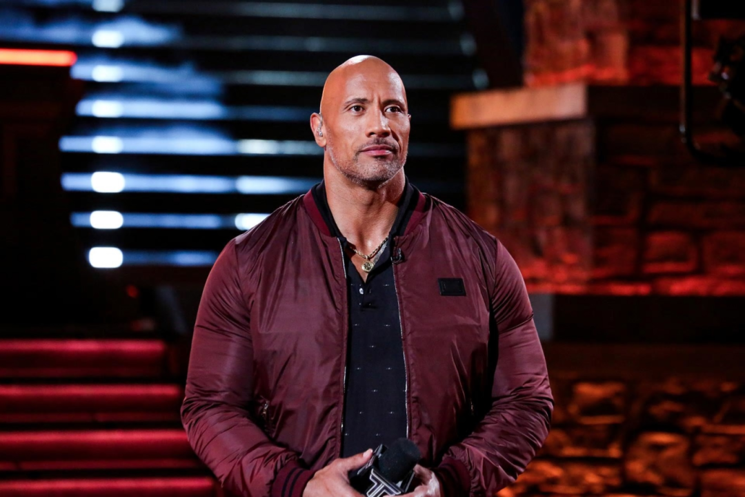 巨石强森演讲片段脏话连篇,不雅词汇引发争议,本人做出回应