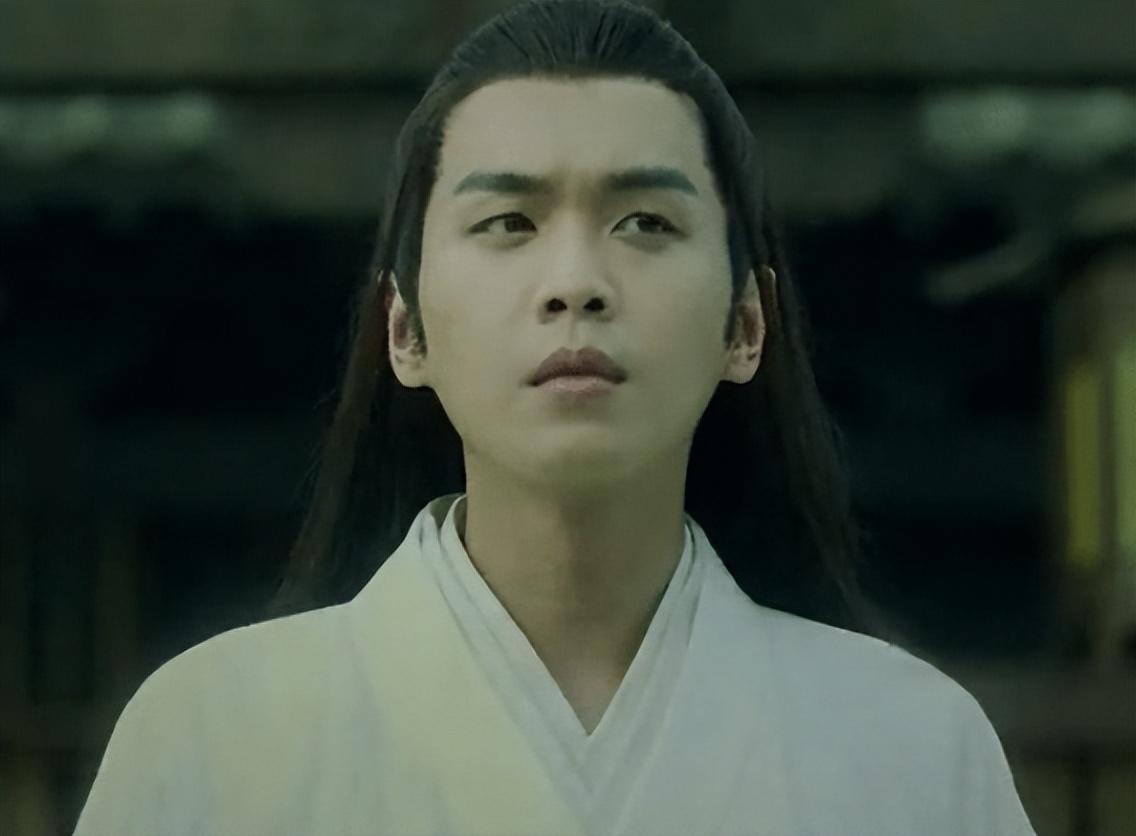 回顾11年后再看张若昀唐艺昕才明白双向奔赴的爱情有多幸福