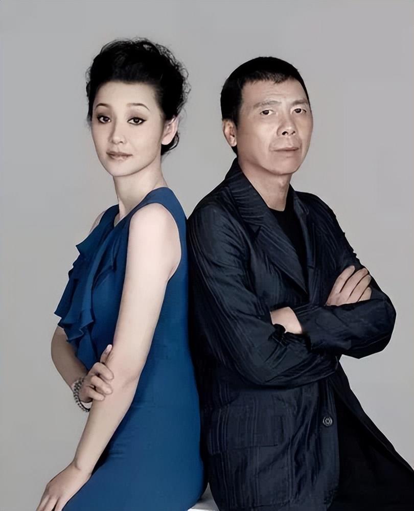 回顾冯小刚的女儿冯思羽在父母离婚的阴影里长大33岁仍未婚