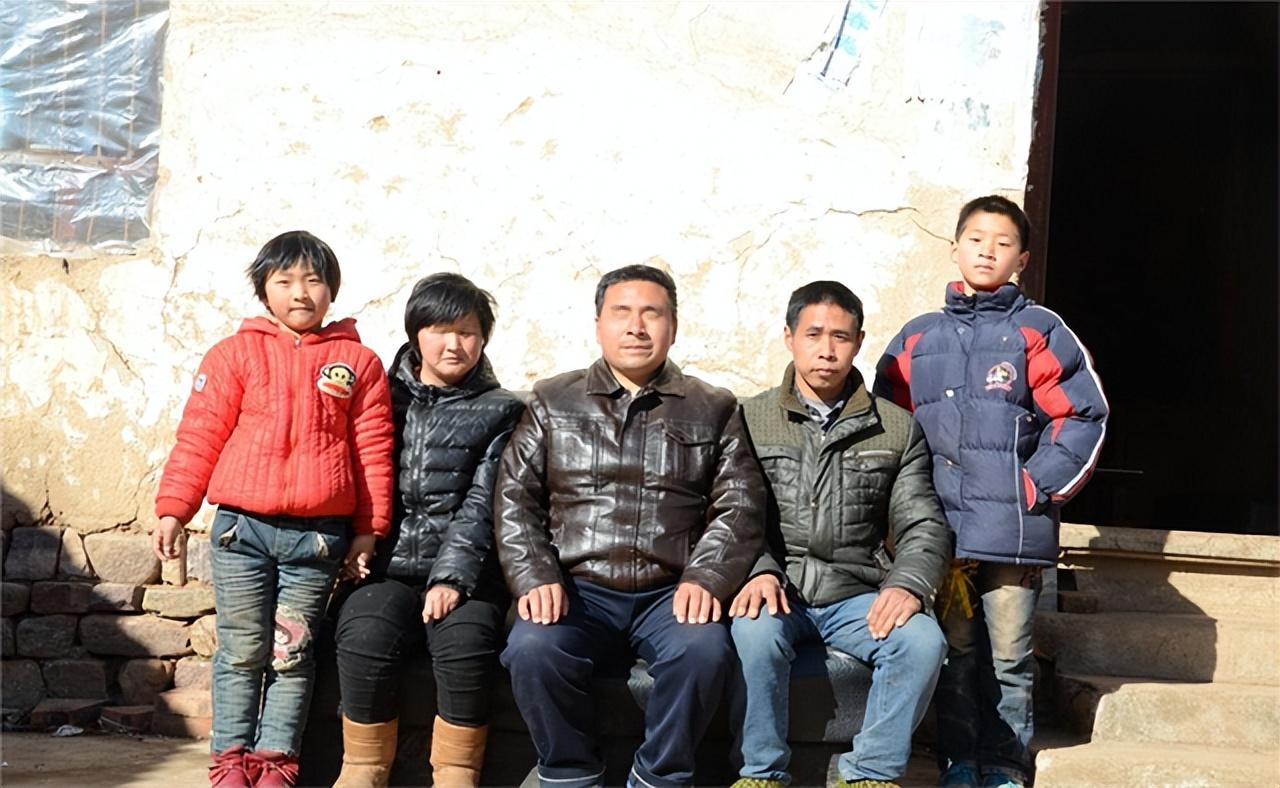 回顾两盲童出生后被遗弃11年偶遇结为师徒dna鉴定竟是姐弟