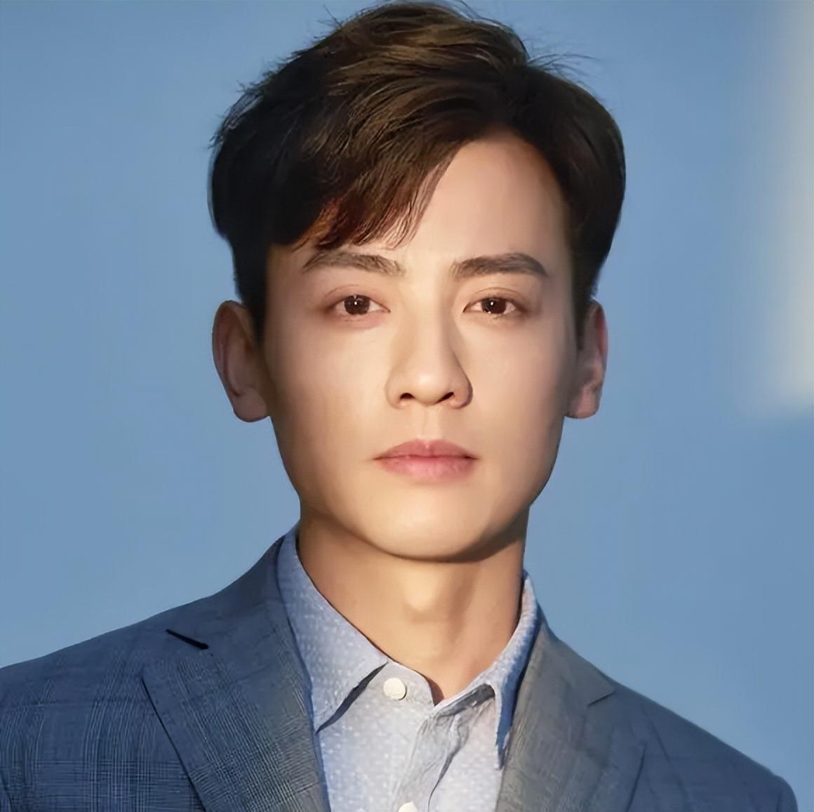 他戏演得不错就是名字太特别能叫上来的人不多早就该火了