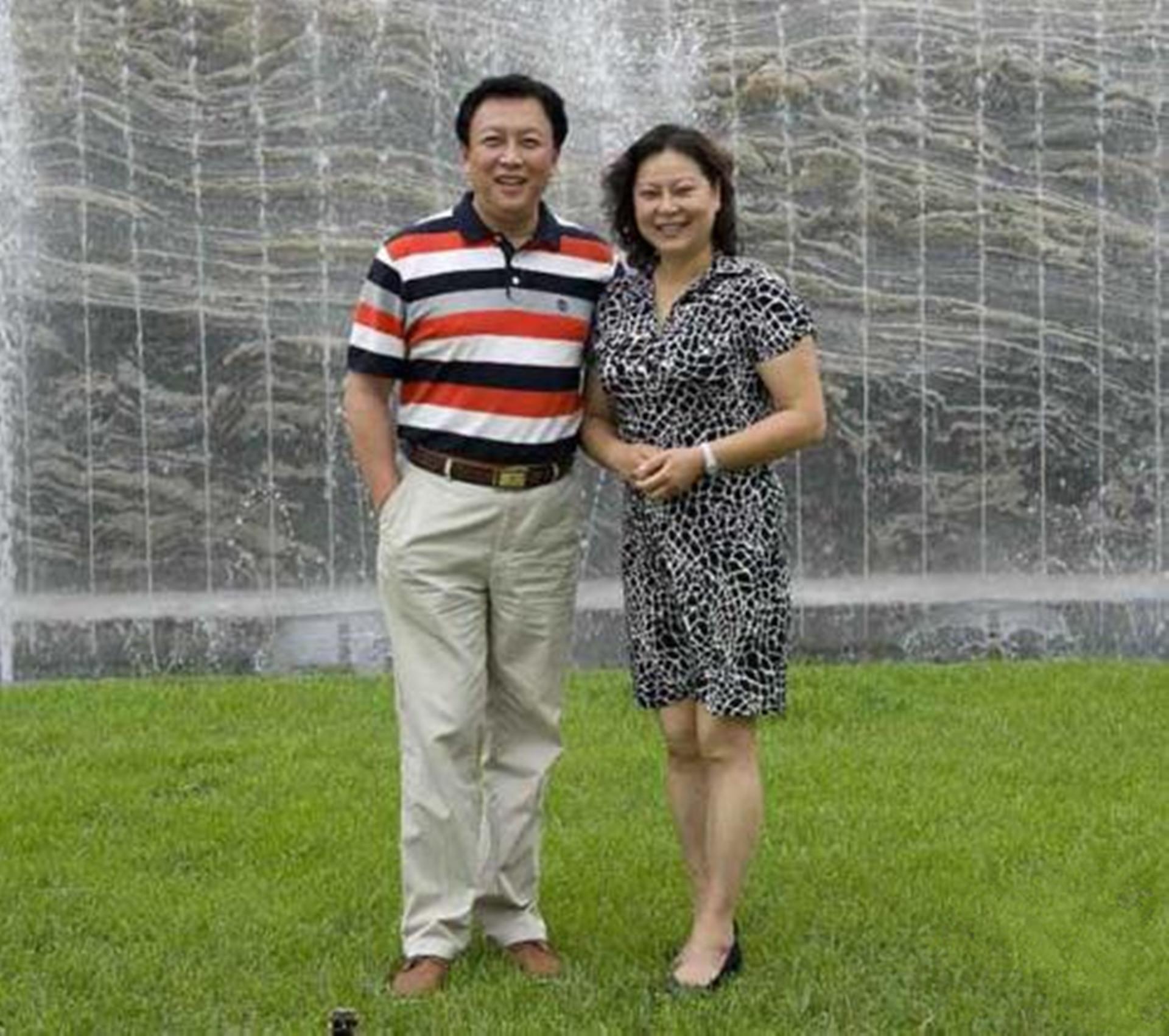 壮丽知道唐国强目前对感情没有想法的主要原因,是因为女儿唐莉.