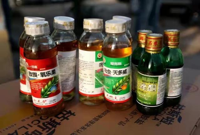 社云一家四口皆为食物中毒,在他们的体内检测到了一定数量的氟乙酰胺